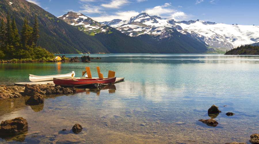 Nuestros servicios de alquiler de coches ofrecen una diversa selección de vehículos en Whistler.